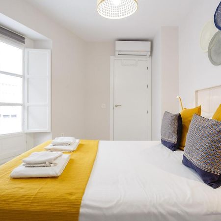 Apartamento El Noble By Cadiz4Rentals Екстер'єр фото