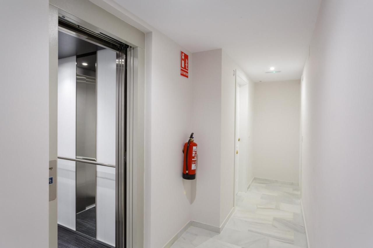 Apartamento El Noble By Cadiz4Rentals Екстер'єр фото